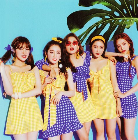 Red Velvet "Summer Magic" Special Edition Photobook (SCAN) Red Velvet Summer Magic, Red Velvet Summer, Red Velvet Photoshoot, Summer Magic, Velvet Wallpaper, Pose Fotografi, Red Velvet Irene, Kpop Girl Groups, Kpop Groups