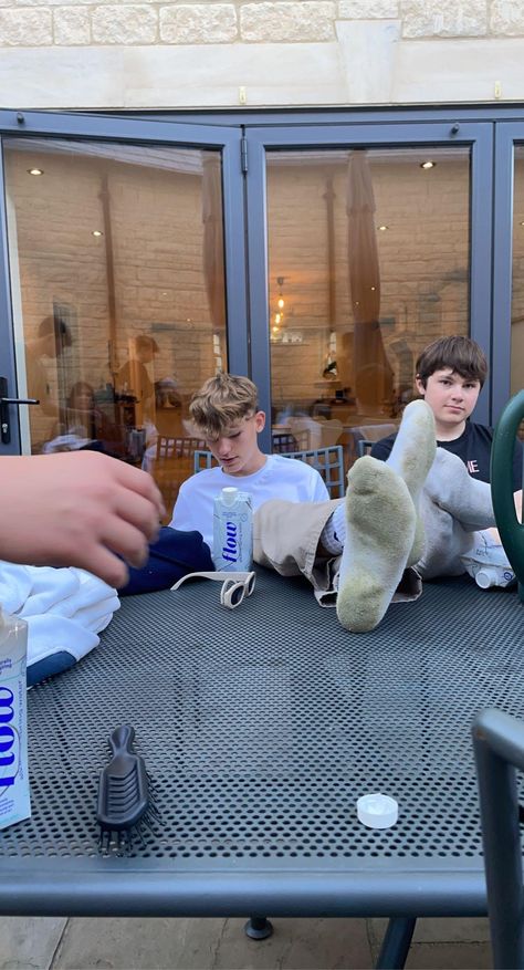 Men In Socks White, Soccer Socks Boys, White Sox Outfit, Men In Socks, Skater Boi, Leather Fashion Men, Mens Socks Fashion, Socks Aesthetic, Soccer Socks