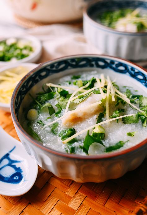 This fish congee recipe, a comforting, tasty Cantonese-style rice porridge, takes just 20 minutes to make—using our secret shortcut! Source: thewoksoflife.com Fish Congee Recipe, Fish Congee, Congee Recipes, Cantonese Recipes, Congee Recipe, Flounder Fillet, Wok Of Life, Woks Of Life, The Woks Of Life