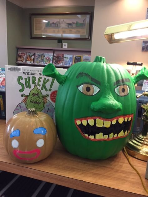 Shrek and Gingy pumpkins - Plainville Public Library Shrek Painted Pumpkin, Shrek Pumpkin Painting, Shrek Decorations Diy, Shrek Trunk Or Treat Ideas, Shrek Halloween Decorations, Shrek Halloween Party, Diy Shrek Party Decorations, Shrek Trunk Or Treat, Shrek Party Decorations