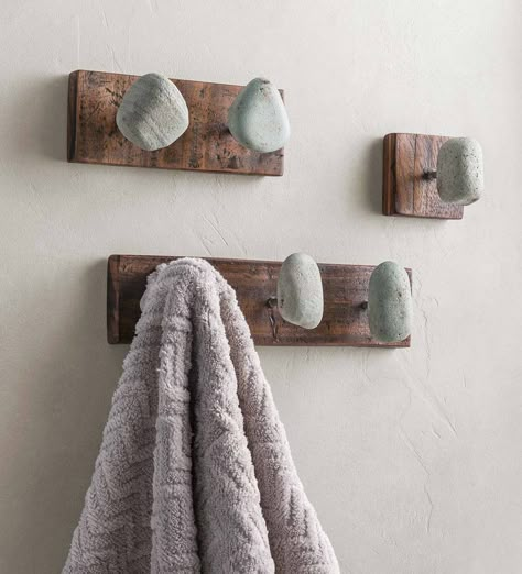 Towel Hanging Ideas, Simple Bathroom Decor, Natural Element, Wood Hangers, Entryway Bedroom, Stone Crafts, Recycled Wood, Stone Art, Wall Hanger