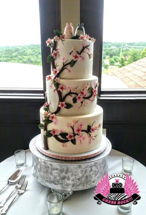 Wedding Cake Cherry Blossom, Sakura Cake, Blossom Wedding Cake, Cherry Blossom Wedding Cake, Zulu Traditional Wedding, Nerdy Wedding Cakes, Cake Cherry, Blossom Cake, Asian Cake