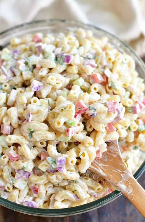 You can’t have a BBQ party or a potluck without some delicious Macaroni Salad. This is our favorite Macaroni Salad full of red onions, celery, bell peppers, herbs, and of course, delicious creamy dressing. #pasta #macaroni #salad #bbq #bbqsides #bbqsidedish Best Macaroni Salad Recipe, Homemade Macaroni Salad, Macaroni Salad Ingredients, Creamy Macaroni Salad, Easy Macaroni Salad, Cold Pasta Salad Recipes, Best Macaroni Salad, Easy Pasta Salad Recipe, Macaroni Salad Recipe