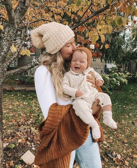 Alex Centomo Outfit, Alex Centomo, Favourite Season, Travel Fashion, Cuteness Overload, Fashion Addict, Travel Style, The Fall, Outfit Of The Day