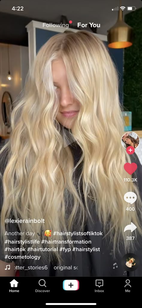 Sunny Honey Blonde Hair, Dallas Blonde Hair, Golden Bombshell Hair, Yellow Toned Blonde Hair, Pale Yellow Blonde Hair, Blonde Hair Honey Golden, Honey Blonde Root Smudge, Bright Butter Blonde Hair, Warm Light Blonde Hair