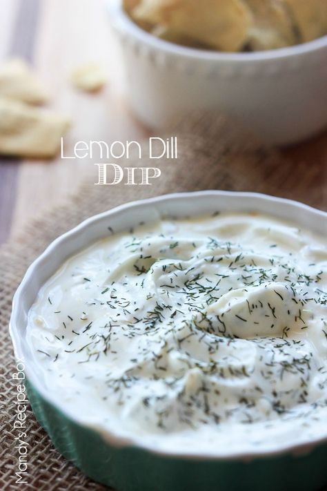 This refreshing Lemon Dill Dip is yummy with veggies or chips. I love dipping pita chips when I make this. Dill Dip Recipes, Chips Dip, Dill Dip, Diy Easy Recipes, Cheesecake Dip, Lemon Dill, Yummy Dips, Appetizer Dips, Perfect World