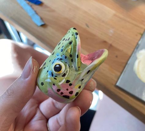 Chloe M. Giroux on Instagram: "I needed a toothbrush holder so what did I do? I made a clay fish head 🐟✨💕 I love him and I hope he will hold my toothbrush for years to come :’) . . . #illustration #illustrator #clay #sculpey #sculpeyclay #sculpeyclaycreations #crafts #anxietycrafts #anxietyrelief #kidlitart #kidlitillustrator #trout #rainbowtrout #fish #acrylic #acrylicpainting" Fish Air Dry Clay, Fish Sculpture Clay, Air Dry Clay Fish, Clay Toothbrush Holder, Clay Fish Sculpture, Fish Items, Fish Acrylic, Ceramic Toothbrush Holder, Clay Fish