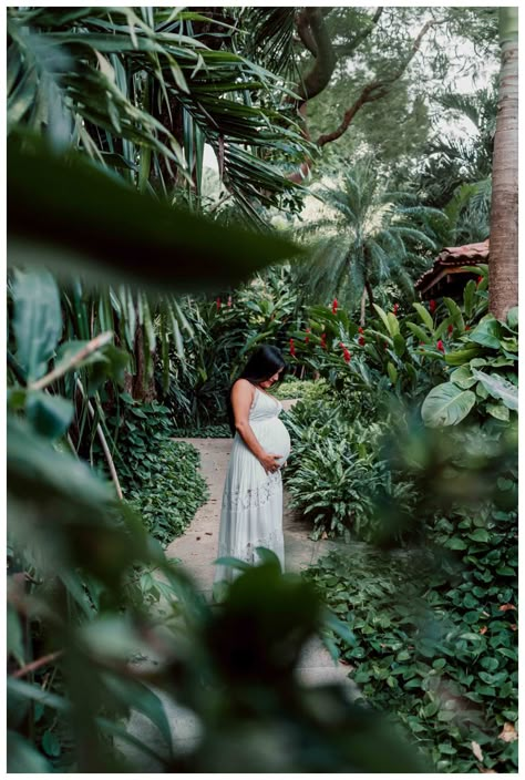 Maternity Shoot Beach, Brown Samba, The Sea Photography, Maternity Photography Poses Outdoors, Tamarindo Costa Rica, Maternity Photography Poses Couple, Beach Maternity Photos, Maternity Photography Outdoors, Maternity Photography Poses Pregnancy Pics