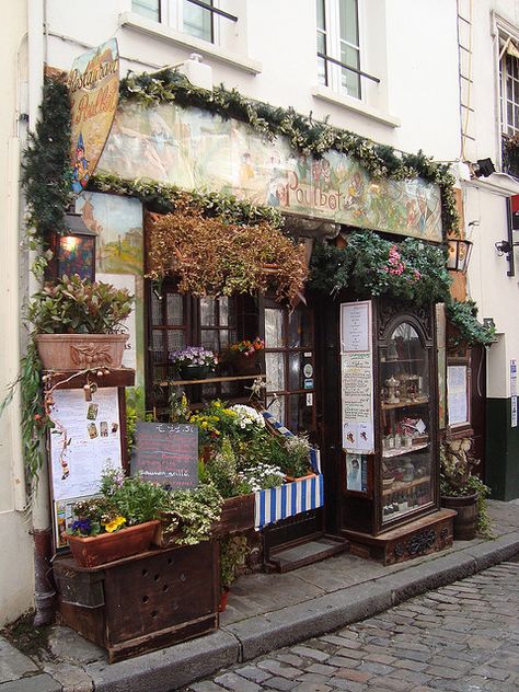 Paris storefront, Le Poulbot, le Montmartre.  Photo by pic_person (no name given), Flickr (http://www.flickr.com/photos/8479882@N02/3501178833/). Store Front Windows, Shop Fronts, Shop Front, Cafe Shop, Store Displays, Store Front, Lovely Shop, Shop Window, Tea Room