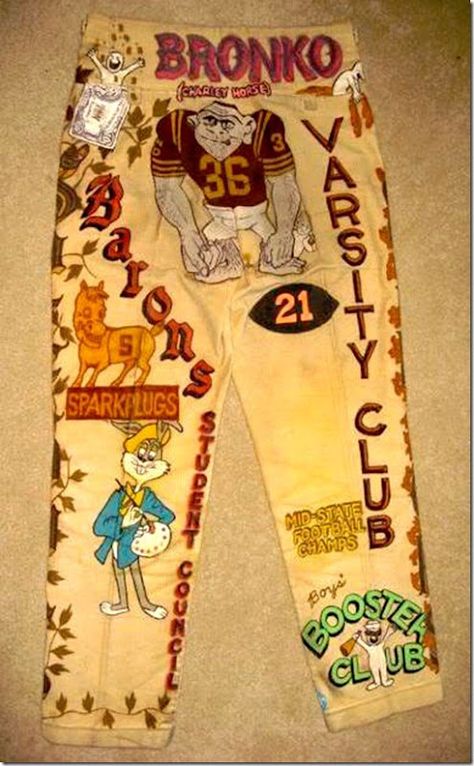 Senior cords, an Indiana tradition in the 50's and 60's. Corded Ware Culture, Senior Cords Pants, Vintage Corduroy Jeans, Doodle Clothes, Granny Fashion, Pegged Pants, Senior Cords, Pant Art, Vintage Corduroy Pants With Pockets