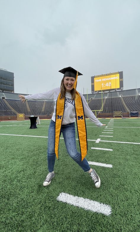 Western Michigan University Aesthetic, Central Michigan University Aesthetic, University Of Michigan Graduation, Uofm University Of Michigan, University Of Michigan Campus, University Of Michigan Football, Michigan Go Blue, Field Photoshoot, Michigan Football