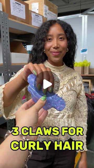 We tested three hair claw clips on curly hair and these are our favorites for an easy up-do! Easy Updos, Hair Claw Clips, Hair Claws, Claw Clips, Hair Claws & Clips, Curly Girl, Hair Claw, Curly Hair, Curly Hair Styles