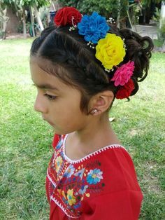 mexican princess wedding - Google Search Hairstyles Mexican, Charro Party, Mexican Hairstyles, Hairstyles Mens, Hairstyles Theme, Quinceanera Hairstyles, Mexican Outfit, Flower Girl Hairstyles