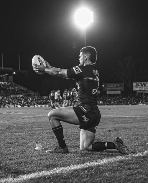 Jarome Luai, Nathan Cleary, Penrith Panthers, Marriage Material, Rugby Men, Winter Sport, Rugby Players, Rugby League, Dream Job