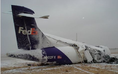 Where is my package ? FedEx plane crash. Fedex Airplane, Airplane Crash, Bus Crash, Atr 42, Air Traffic Control, Logistics Transportation, Flight Crew, Five Hundred, Voice Recorder