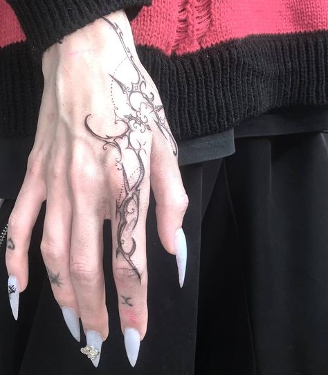 Stitch Hand Tattoo, Doll Joints Tattoo, Joints Tattoo, Tatu Ideas, Doll Joints, Ye Ye, Hand Doodles, Hand Drawings, Piercing Tattoo