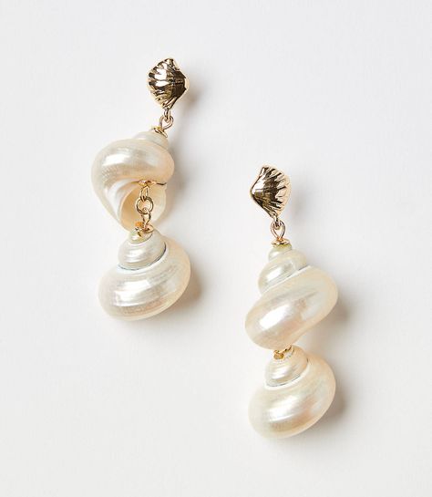 Mother Of Pearl Shell Drop Earrings Mother Of Pearl Flower Earrings, Anthropology Earrings, Bridal Fits, Vintage Pearl Earrings, Cool Aesthetics, Shell Jewellery, Bohemian Glam, Gold Minimalist Jewelry, Pearl Headpiece