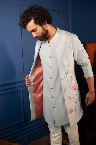 Hawaiian Ocean, Indian Wedding Clothes For Men, Boys Kurta Design, Wedding Kurta For Men, Wedding Dresses Men Indian, Gents Kurta, Boys Kurta, Men's Ethnic Wear, Wedding Outfit Men