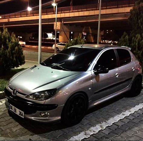 Peugeot 206 Silver Black | Carro de polícia, Carros, Policia Sedan Cars, Toyota Gt86, Car Projects, Car Personalization, First Car, Vw Passat, Future Car, Peugeot 206, My Ride