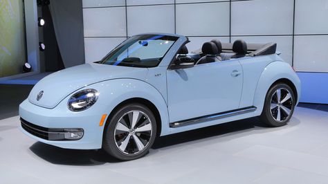 Baby Blue Blue Demin Convertible Volkswagon Beetle 2013 Volkswagen Beetle, Volkswagen Convertible, Vw Beetle Convertible, Car Aesthetics, Vw New Beetle, Volkswagen Beetle Convertible, Bug Car, Cars Aesthetic, Beetle Car