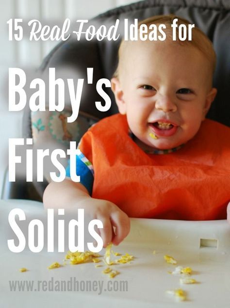 15 Real Food Ideas for Baby's First Solids.  Here’s a list of fifteen of the first foods that we offered in the transition to solid foods. Baby Solid Food, Colic Baby, Breastfeeding Foods, Baby First Foods, Solids For Baby, Baby Foods, Baby Eating, Homemade Baby Food, Homemade Baby