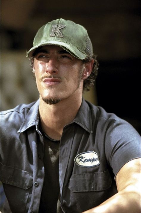 Eric Balfour, Space Story, New Line Cinema, Texas Chainsaw, Lights Camera Action, Jessica Biel, Chainsaw, Beautiful People, A Man