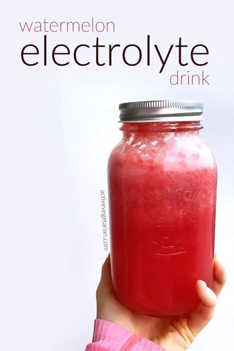 Watermelon Pineapple Drink, Watermelon Hydration Drink, Electrolyte Drink Recipe Pregnancy, Pregnancy Electrolyte Drink, Homemade Liquid Iv, Watermelon Electrolyte Drink, Diy Preworkout Drink, Diy Hydration Drink, Pregnancy Hydration Drinks