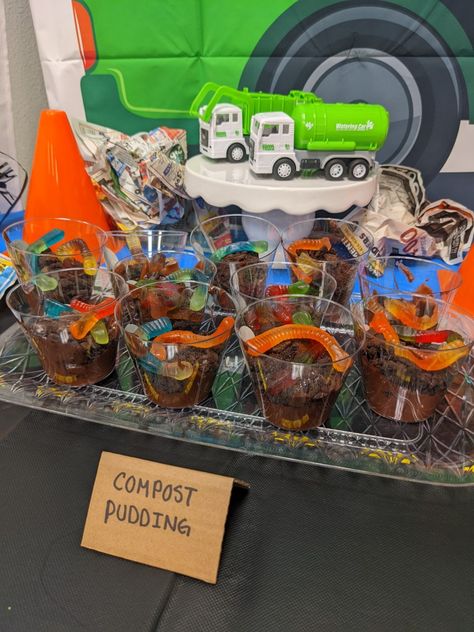 Garbage Truck Party Food Ideas, Garbage Truck Birthday Party Food, Trash Truck Birthday Party Decorations, Trash Truck Birthday Party Food, Trash Bash Birthday Party, Trash Truck Birthday Party, Garbage Truck Birthday Party, Garbage Truck Birthday, Garbage Truck Party