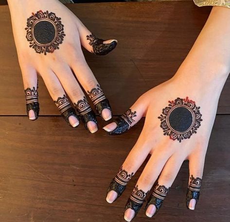 Tattoo Designs Henna, Henna Tattoo Design, Simple Mehendi Designs, Henna Hand, Finger Henna Designs, Henna Tattoo Designs Hand, Simple Henna Tattoo, Design Henna, Mehndi Designs For Kids