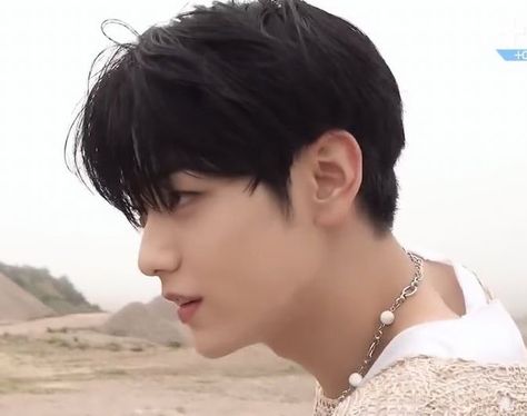 Txt Side Profile, Soobin Side Profile, Txt Art, Side Profiles, Txt Soobin, Lq Icons, Side Profile, Going Crazy, Hair Inspiration