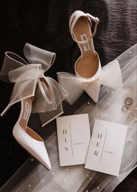 Jimmy Choo Wedding Shoes, Bride Heels, Shoes Trending, Fancy Heels, Heels Elegant, Shoes Bride, Wedding Shoes Bride, Shoes Heels Classy, Fashion Shoes Heels