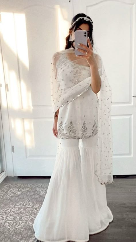 White Punjabi Dress, White Sharara Outfit, White Punjabi Suit, White Sharara, Indian Dress Up, Off White Designer, White Dresses Graduation, Trendy Outfits Indian, Sharara Suits