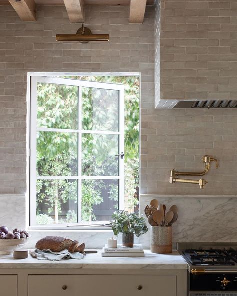 Amber Lewis on Instagram: “Today is the day!! I’m hosting an IG Live with Christine Marvin at @themarvinbrand and we’re going to dive into all my window and door…” Marvin Windows And Doors, Pantry Renovation, Cle Tile, West Coast Fashion, Amber Lewis, Stone Backsplash, Amber Interiors, Dining Nook, California Homes