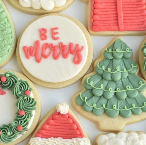 Selling Christmas Cookies, Christmas Cookie Buttercream Frosting, Christmas Holly Cookies, Winter Theme Cookies Decorated, Butter Cream Cookies Decorated, Cookie Sticks Christmas, Christmas Buttercream Sugar Cookies, Thanksgiving Theme Cookies, Taylor Swift Christmas Cookies