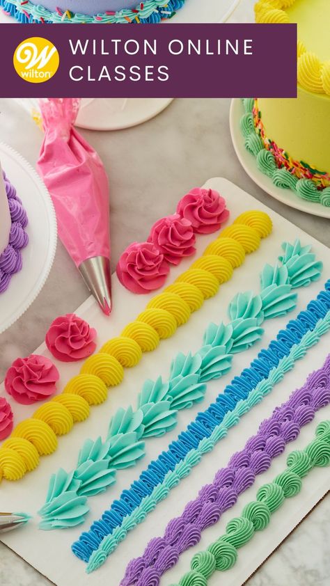 Cake Decorating Basics, Baking School, Decorator Frosting, Cake Decorating Icing, Cake Decorating For Beginners, Cake Classes, Wilton Cake Decorating, Cake Decorating Classes, Icing Tips