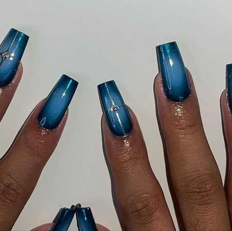 Aura Nail Designs, Blue Aura Nails, Aura Nail, Dark Blue Nails, Aura Nails, City Nails, Nails Yellow, Blue Aura, Airbrush Nails