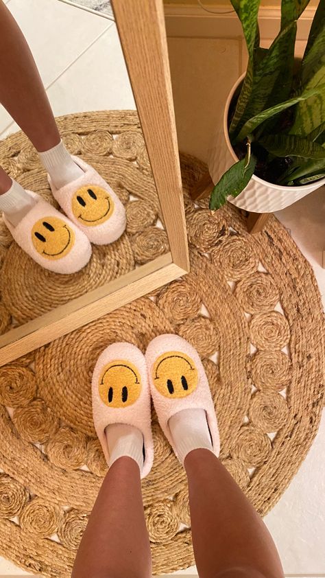 smiley slippers | cozy loungewear | smiley face slippers outfit | smiley face slippers preppy | smiley face slippers aesthetic | smiley face slippers pink | pink smiley face slippers | smiley slippers outfit | smiley slippers aesthetic | Pinterest aesthetic | cozy mood board | trendy fall slippers Smiley Face Slippers Outfit, Pink Smiley Face Slippers, Cozy Mood Board, Slippers Preppy, Slippers Aesthetic, Christmas List Items, Aesthetic Smiley Face, Preppy Smiley Face, Fall Slippers