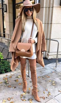 Fall Girl, Best Winter Outfits, Trendy Fall Outfits, Fashion Mistakes, Midi Skirts, Style Mistakes, Girl Falling, Winter Outfits Women, Winter Style