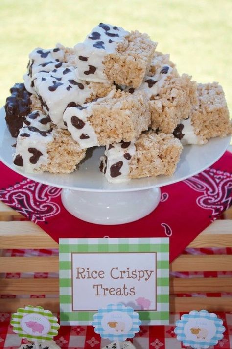 farm treat  make rice krispie square, dip end in white chocolate and then take a knife dip it in chocolate and make patches of brown on the white! Farm Theme Birthday, Farm Animals Birthday Party, Farm Themed Birthday Party, Cowboy Birthday Party, Krispy Treats, Cowboy Baby, Barnyard Party, Cow Birthday, Farm Animal Birthday