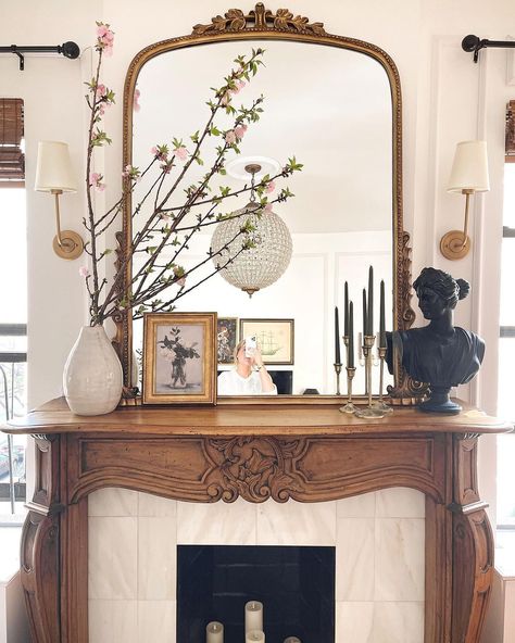 Anna Page (@annawpage) posted on Instagram • Mar 28, 2021 at 1:34pm UTC Anna Page, Mantle Styling, Nyc Interior Design, Living Space Decor, Fireplace Mantle Decor, Fireplace Mantle, Mantle Decor, Living Room Inspo, Fireplace Decor