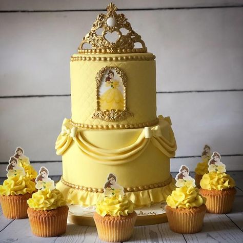 Belle Party Ideas, Belle Birthday Cake, Princess Belle Cake, Beauty And The Beast Cake Birthdays, Princess Belle Party, Beauty And The Beast Cake, Belle Birthday Party, Beauty And Beast Birthday, Deco Disney