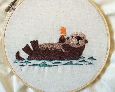 Valerie-rustad@tumbler.com sea otter with a Popsicle Unique Cross Stitch, Sea Otter, Cute Embroidery, Animal Embroidery, Arte Inspo, Sewing Embroidery Designs, Hand Embroidery Art, 자수 디자인, Hand Embroidery Stitches