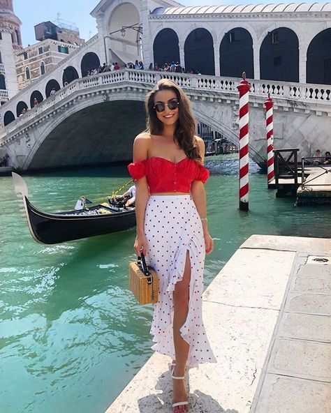 Welcome to my first General Fiction WEDLOCK BY FATE!  Readers can ima… #generalfiction #General Fiction #amreading #books #wattpad Elegant Summer Outfits, Italy Outfits, Outfit Trends, Chic Outfit, Mode Inspo, Date Outfits, Romantic Style, Vacation Outfits, Brunettes