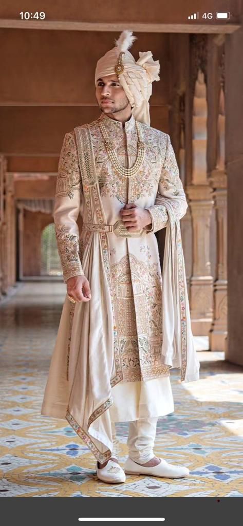 Luxury Groom Suit, Ambani Wedding Mens Outfit, Designer Sherwani For Men Grooms, 3 Piece Sherwani Men, Sherwani For Men Wedding New, Gujarati Groom Outfit, Sangeet Dress For Groom, Groom Dress Men Indian For Marriage, Sherwani Design For Men