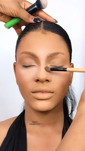 📍ANAMBRA BEST MAKEUP ARTIST 🇳🇬 on Instagram: "9 DAYS LEFT TO PAY EARLY BIRD REGISTRATION FEE FOR THE JULY ONLINE MAKEUP CLASS, TAKE ADVANTAGE AND REGISTER NOW AS REGISTRATION WILL END SOON THE JULY ONLINE MAKEUP CLASS 🔥 COURSE OUTLINE * 3 full face detailed makeup looks(from start to finish on three models of different skin tones). * Lighting & setup awareness and display. * Phone photo & video editing(how to edit on both iPhone and Android). * How to use social media to grow your brand. * Q 9 Days Left, Makeup Process, Course Outline, Phone Photo, Best Makeup Artist, Photo Video Editing, Makeup Class, Different Skin Tones, Day Left