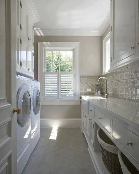 GREAT 1/2 bathroom & laundry room combo idea!! LOVE this: Narrow Laundry Room, Traditional Laundry Room, Laundry Room/mud Room, Dream Laundry Room, Bathroom Laundry Room, Farmhouse Laundry, Farmhouse Laundry Room, Laundry Room Inspiration, Decor Ikea