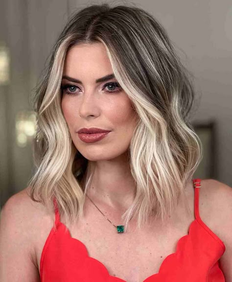 Haircut For Fine Thick Hair, Collarbone Length Haircut For Fine Hair, Root Blend Blonde Balayage, Med Hair Styles For Women, Trendy Medium Length Haircuts For Fine Hair, Medium Length Lob With Layers, Mid Length Hairstyles For Fine Hair, Mid Length Haircut For Fine Hair, Med Length Hair Styles