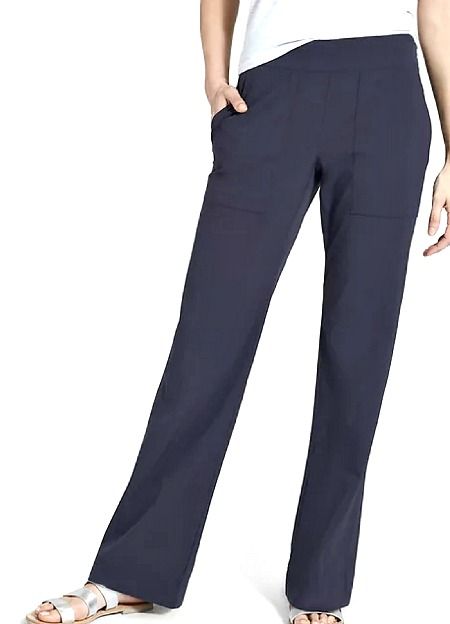 athleta-ponte-moto-pants-review Athleta Outfit, Ankle Pants Outfit, Athleta Outfits, Easy Frittata Recipe, Best Travel Pants, Travel Pants Women, Wide Leg Trousers Outfit, Easy Frittata, Wide Leg Outfit