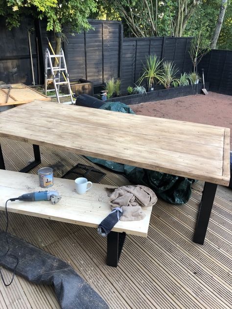 How to: Outdoor table | CK Homestyle Homemade Outdoor Table, Homemade Garden Table, Diy Low Table Outdoor, Homemade Garden Furniture, Diy Wooden Patio Table, Outside Farm Table Patio, Diy Patio Dining Table Wood, Backyard Farm House Table, Diy Picnic Table