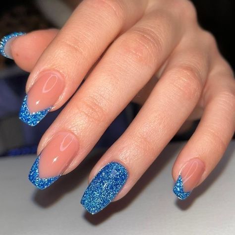 Blue Hoco Nails Short, Tattoos That Show Strength, Blue Sparkly Nail Ideas, Blue Topaz Nails, Royal Blue Sparkle Nails, Hoco Nails Short, Blue Hoco Nails, Nails For Hoco, Blue Nails French